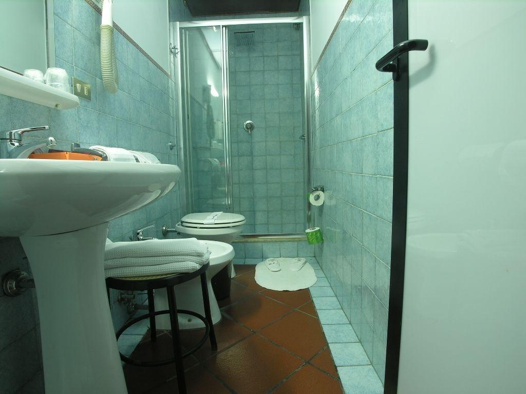 Hotel Toledo Неаполь Экстерьер фото