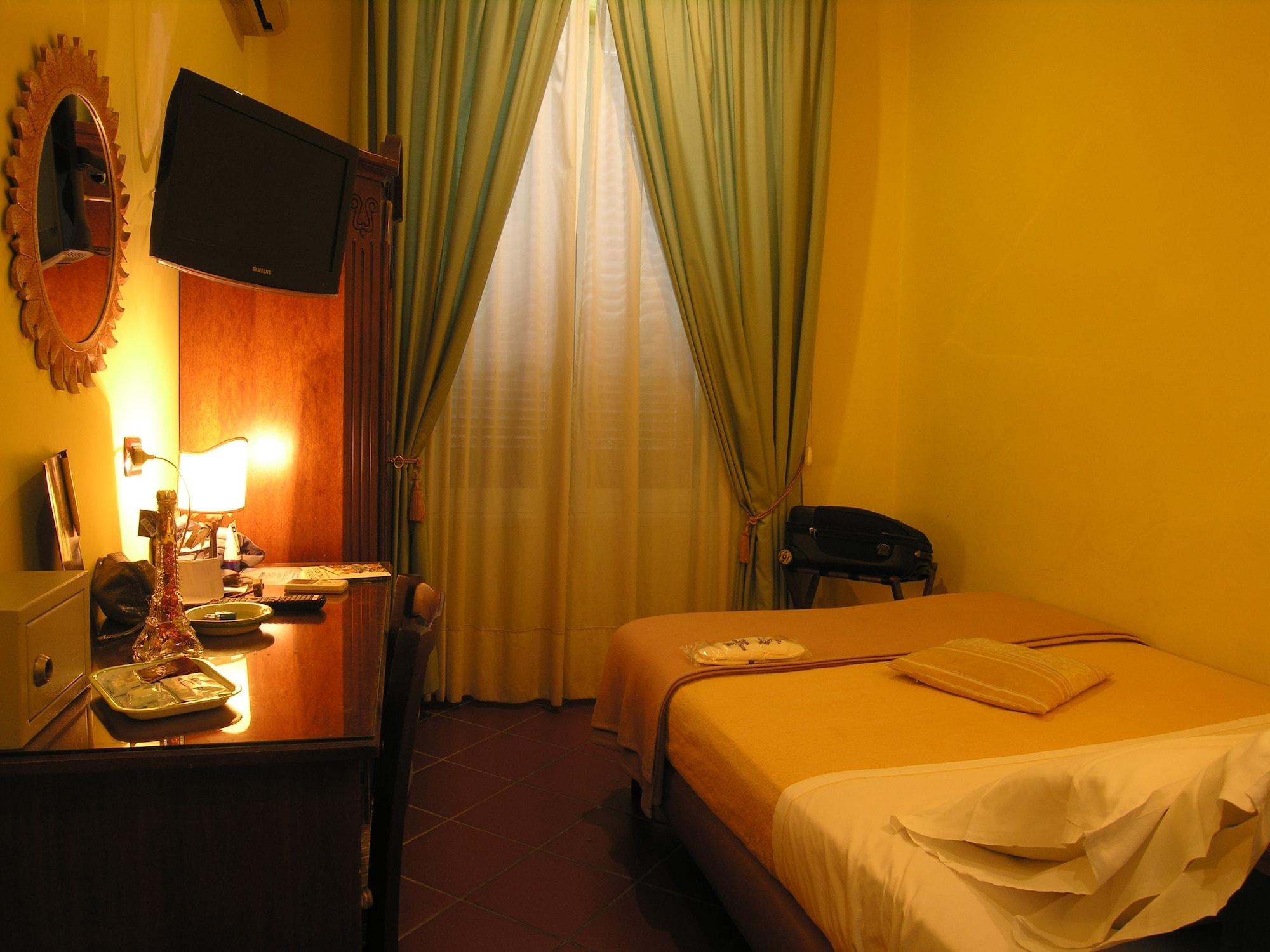 Hotel Toledo Неаполь Экстерьер фото